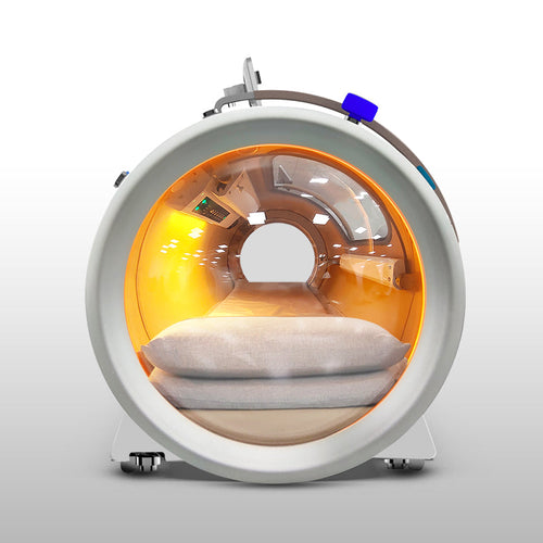 Quest 36 front interior view with pillow.